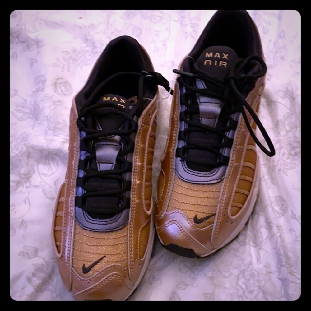 Nike Air Max Tailwind IV